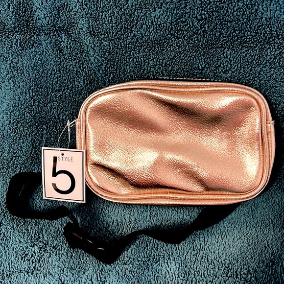 5 Style Handbags - Shiny Gold Fanny Pack New Black adjustable straps